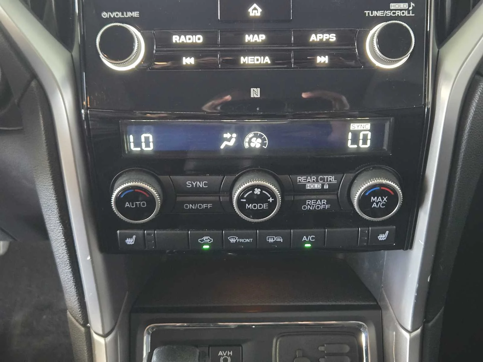 Used 2020 Abyss Blue Pearl Subaru Limited image 18