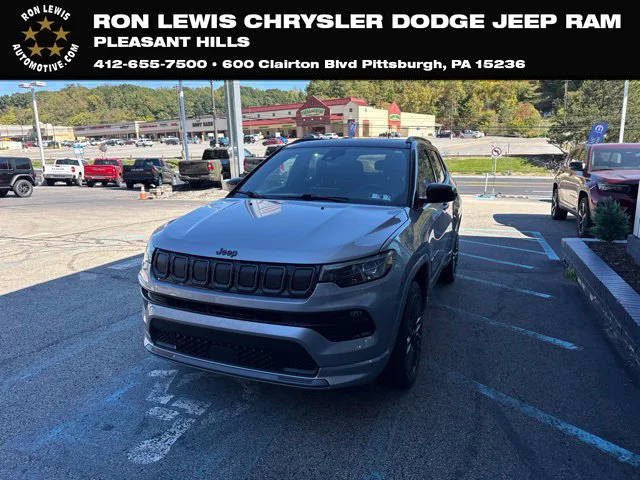 Certified Used 2022 Silver Jeep High Altitude image 1