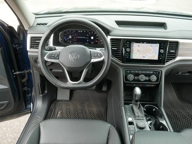 Used 2023 Blue Metallic Volkswagen SEL image 21