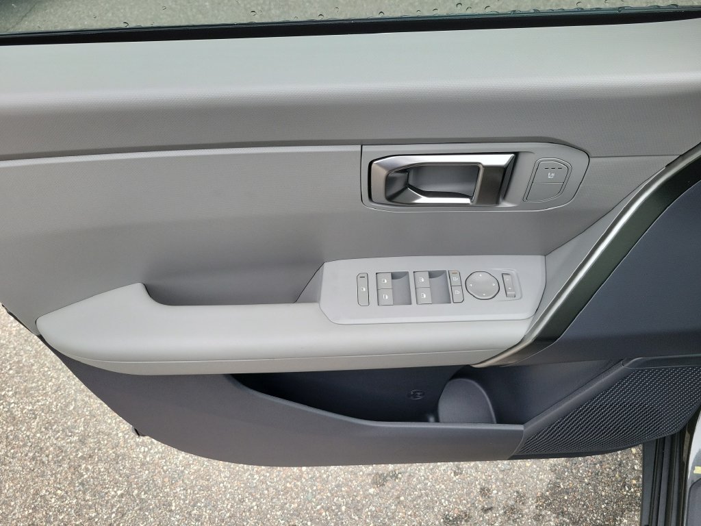 New 2027 Interstellar Gray Kia S image 17