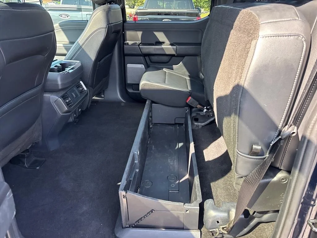 Used 2024 Black Ford XLT image 19