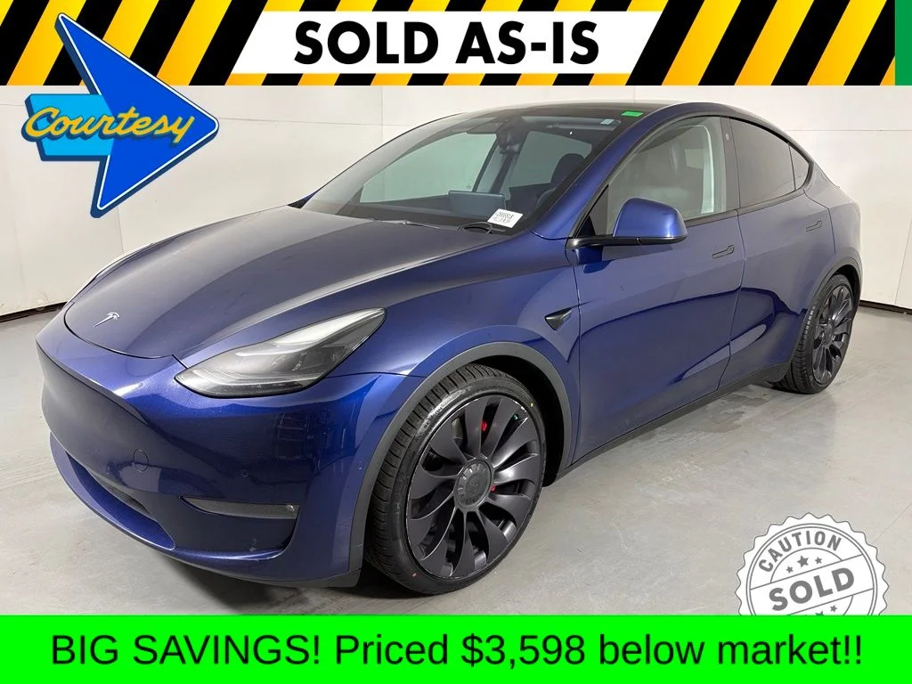 Used 2021 Blue Tesla Performance image 4