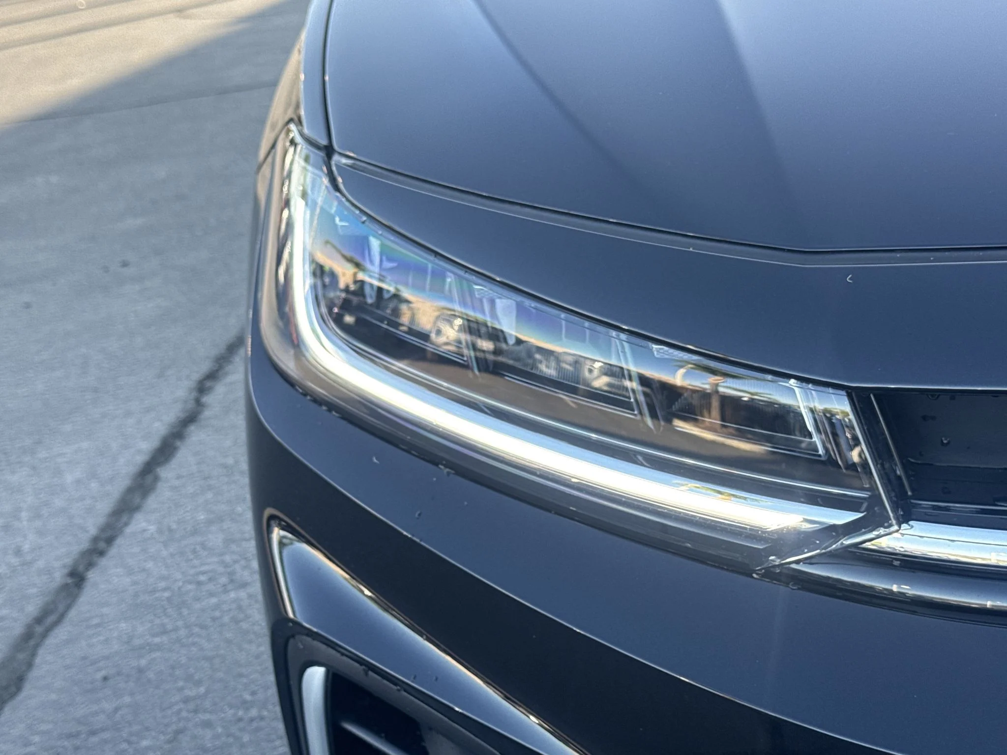 New 2026 Deep Black Pearl Volkswagen SE image 9