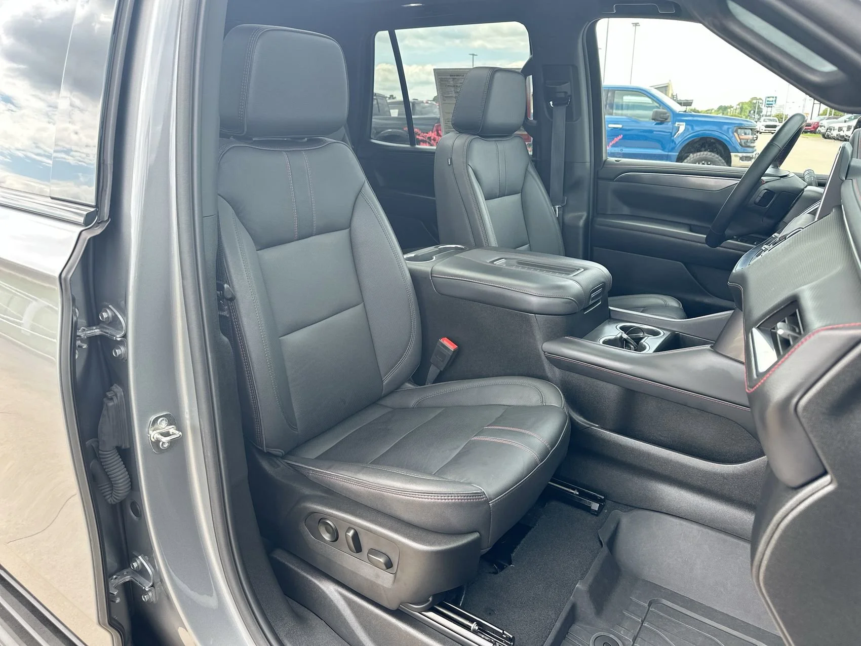 Used 2023 Sterling Gray Metallic Chevrolet RST image 26