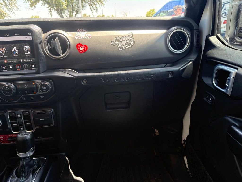 Used 2021 White Jeep Unlimited Rubicon 4xe image 8