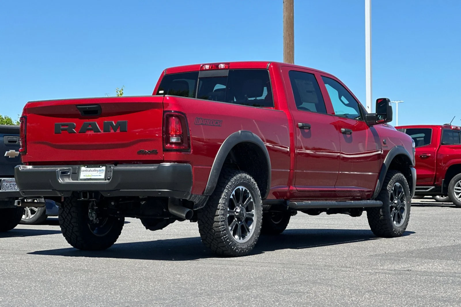 New 2026 Molten Red Pearl-Coat Exterior Paint RAM Warlock image 4