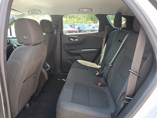 Used 2019 Silver Chevrolet Base image 11