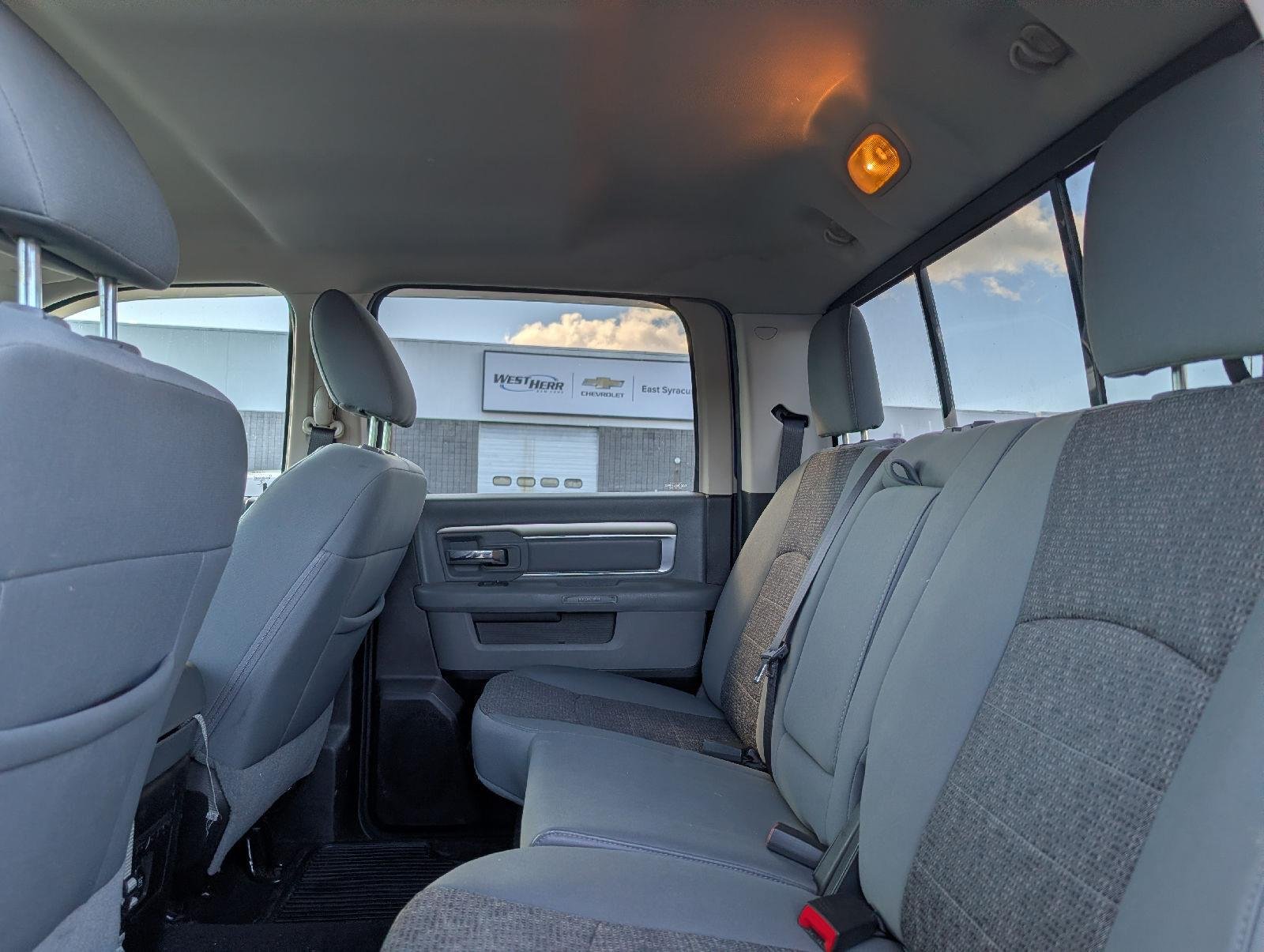 Used 2018 Blue Streak Pearlcoat Ram Big Horn image 12