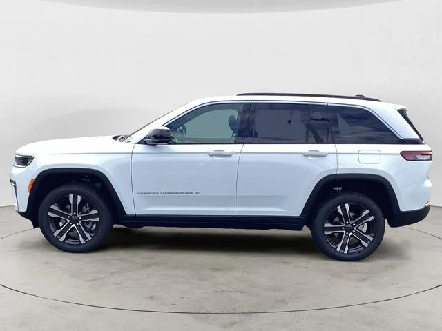 New 2027 Bright White Clearcoat Jeep Limited image 2
