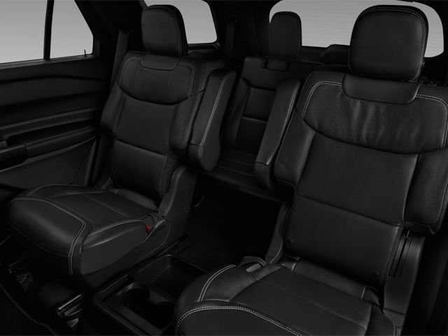 2023 Ford Explorer ST-LINE - Photo 11