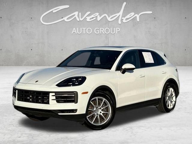 2024 Porsche Cayenne -'s photo