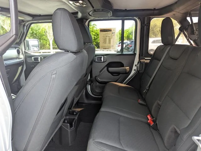 Certified Used 2022 Silver Jeep Unlimited Sport S image 19
