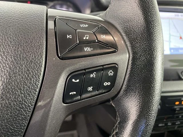 Used 2023 White Ford Lariat image 16