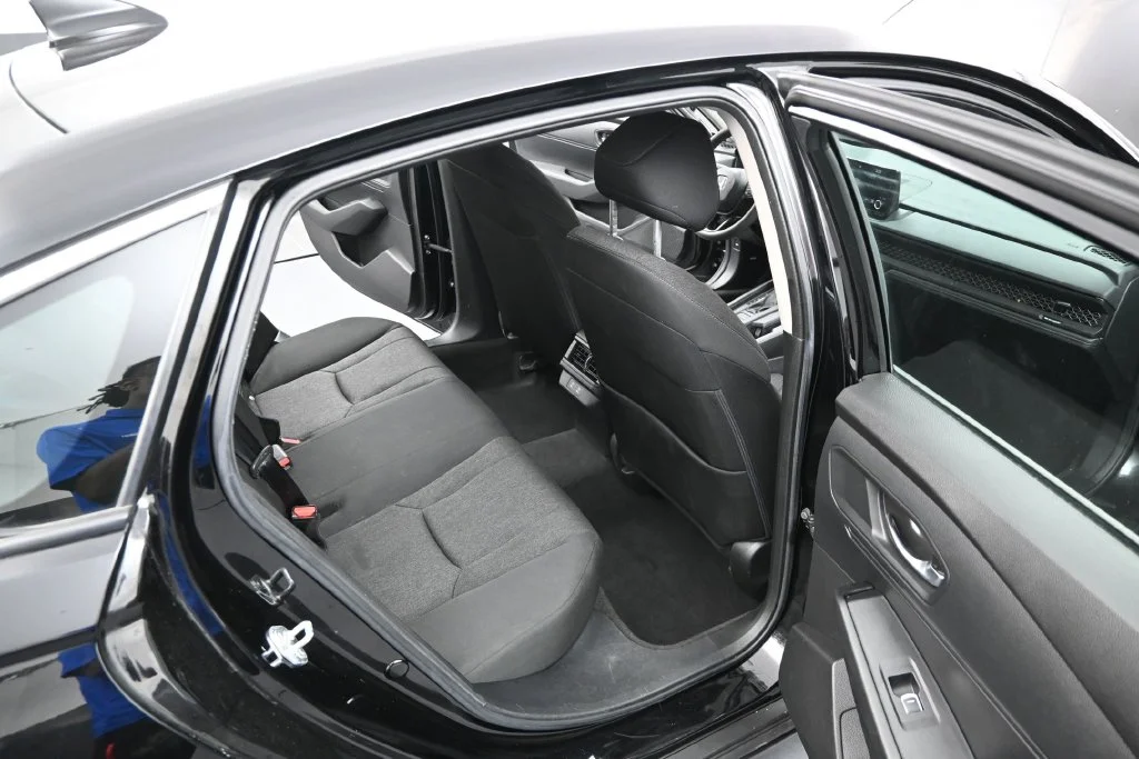 Used 2025  Honda LX image 11