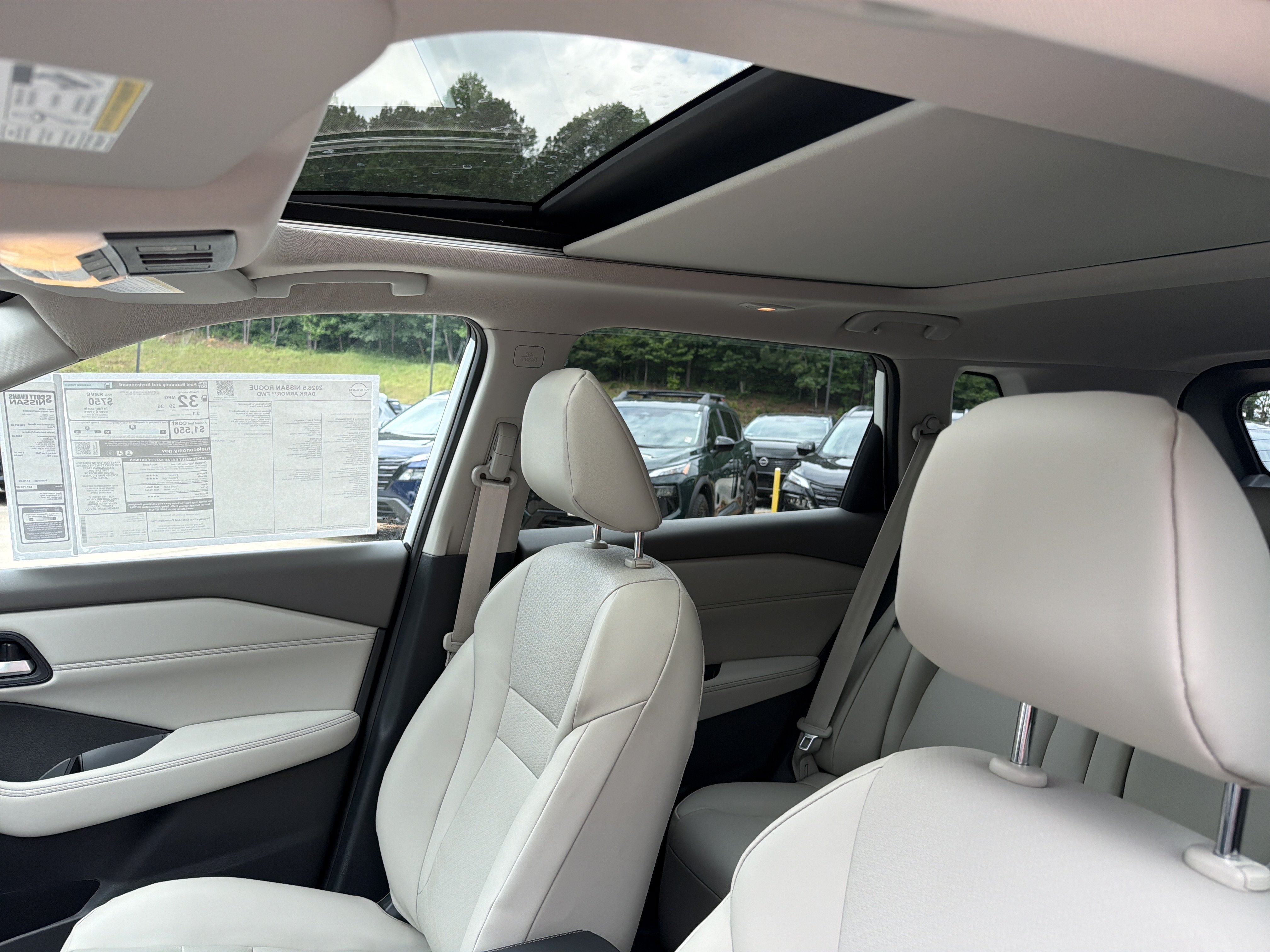 New 2026 Everest White Pearl Tricoat Nissan Dark Armor image 33