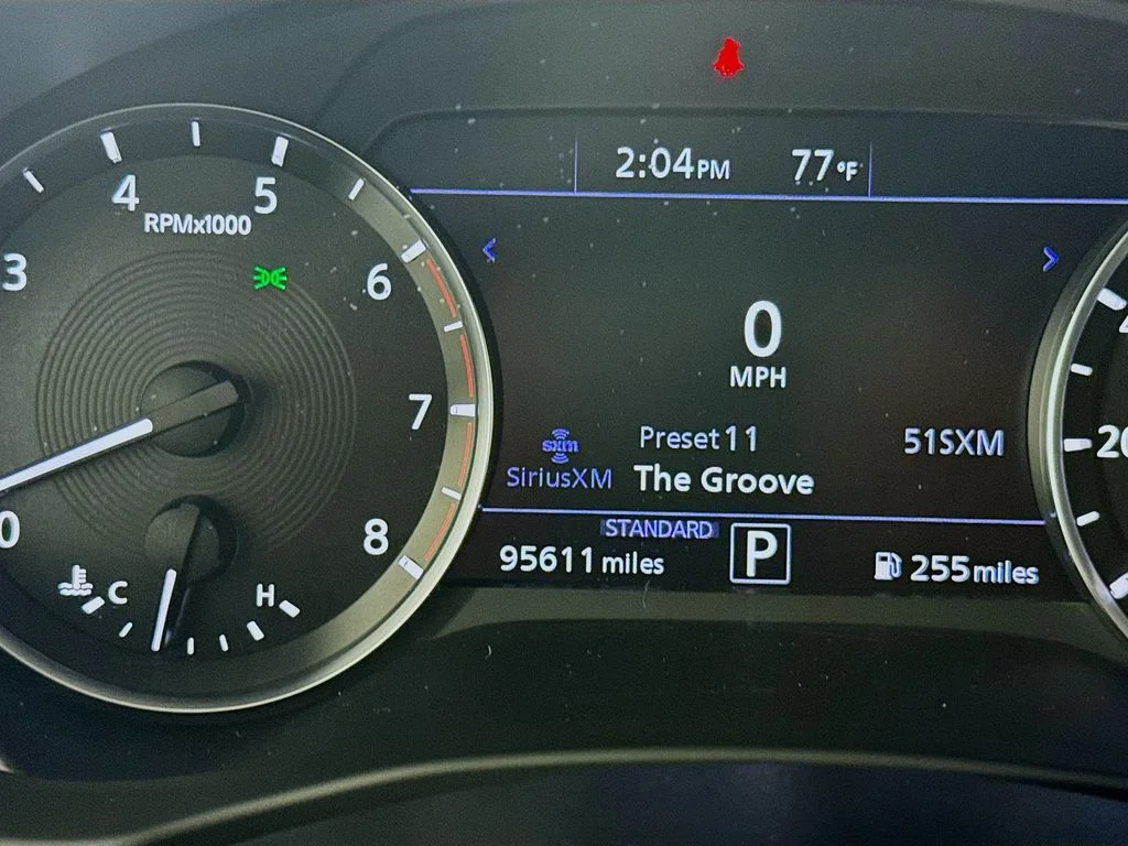 Certified Used 2023 Gray INFINITI LUXE image 16