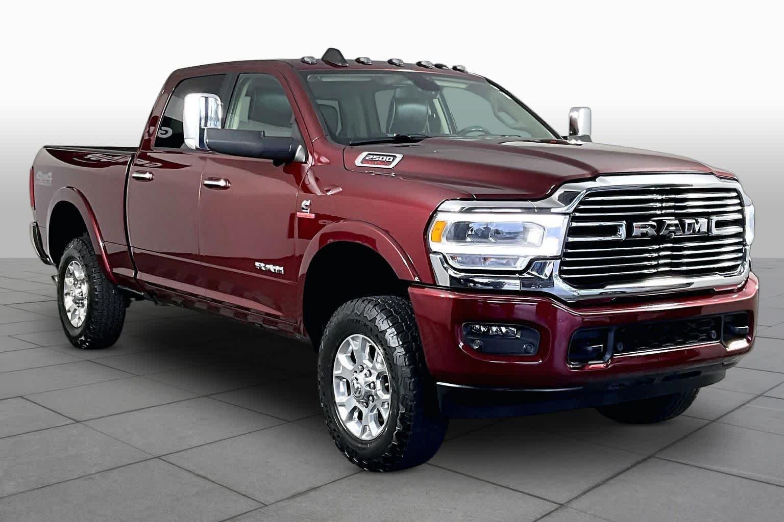 Used 2021 Delmonico Red Pearlcoat Ram Laramie image 3