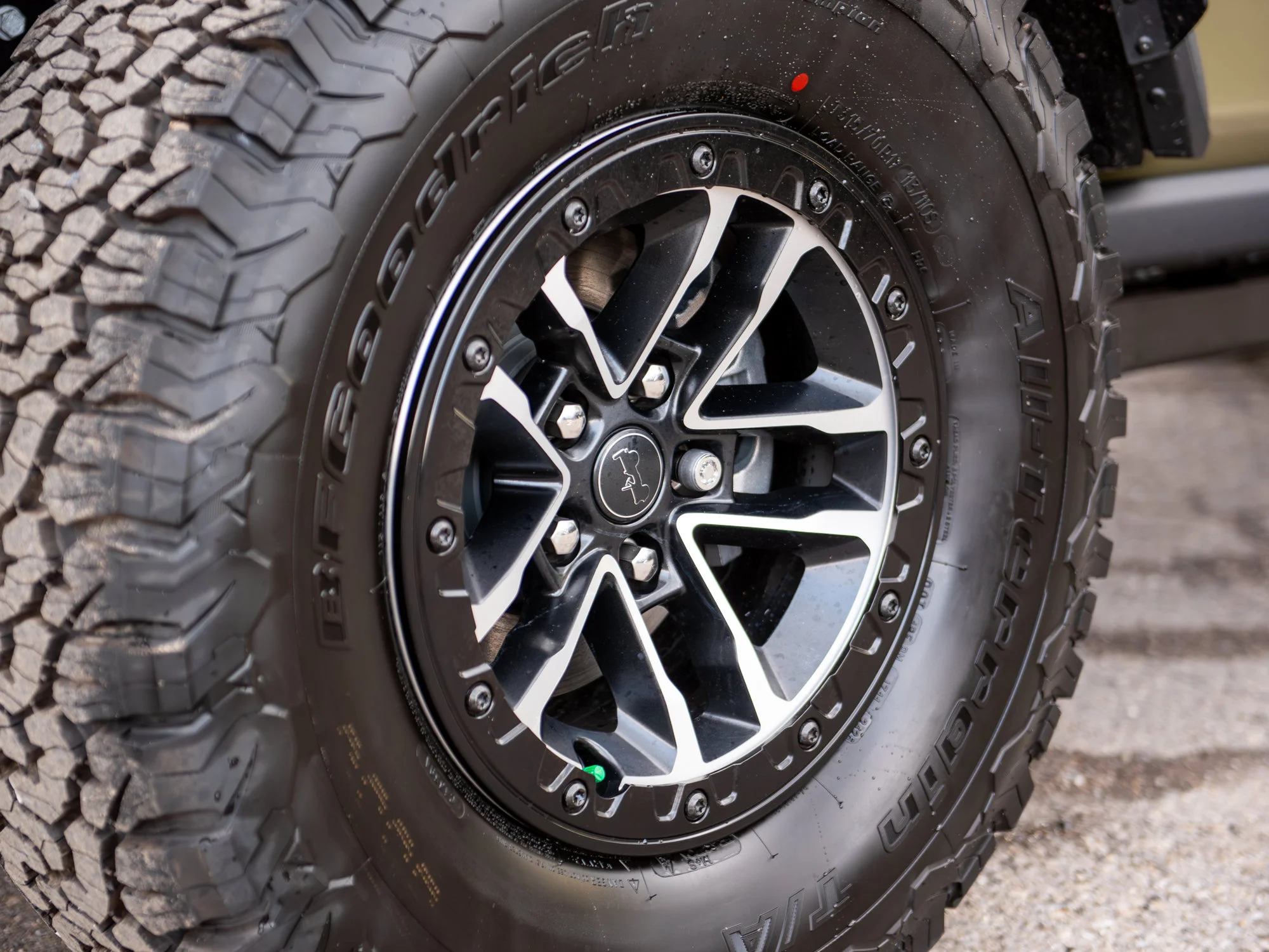 New 2026 41 Jeep Willys 392* 4 Door 4x4, 470 HORSEPOWER, Sky One-Touch Power Top image 3