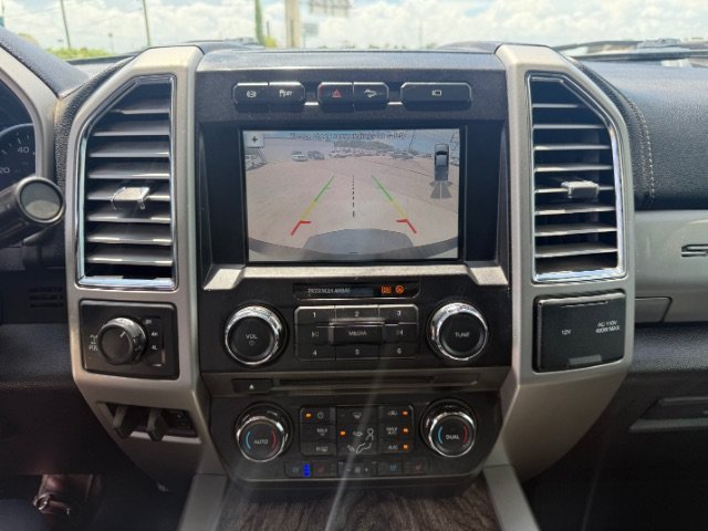 Used 2017 Silver Ford Lariat image 18