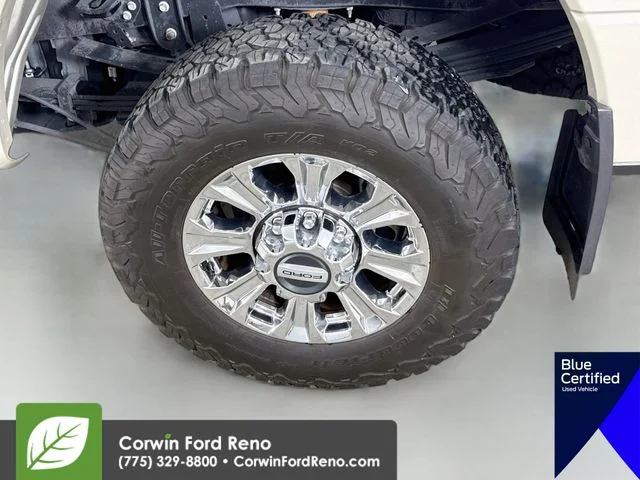 Certified Used 2017 White Gold Metallic Ford Lariat image 33