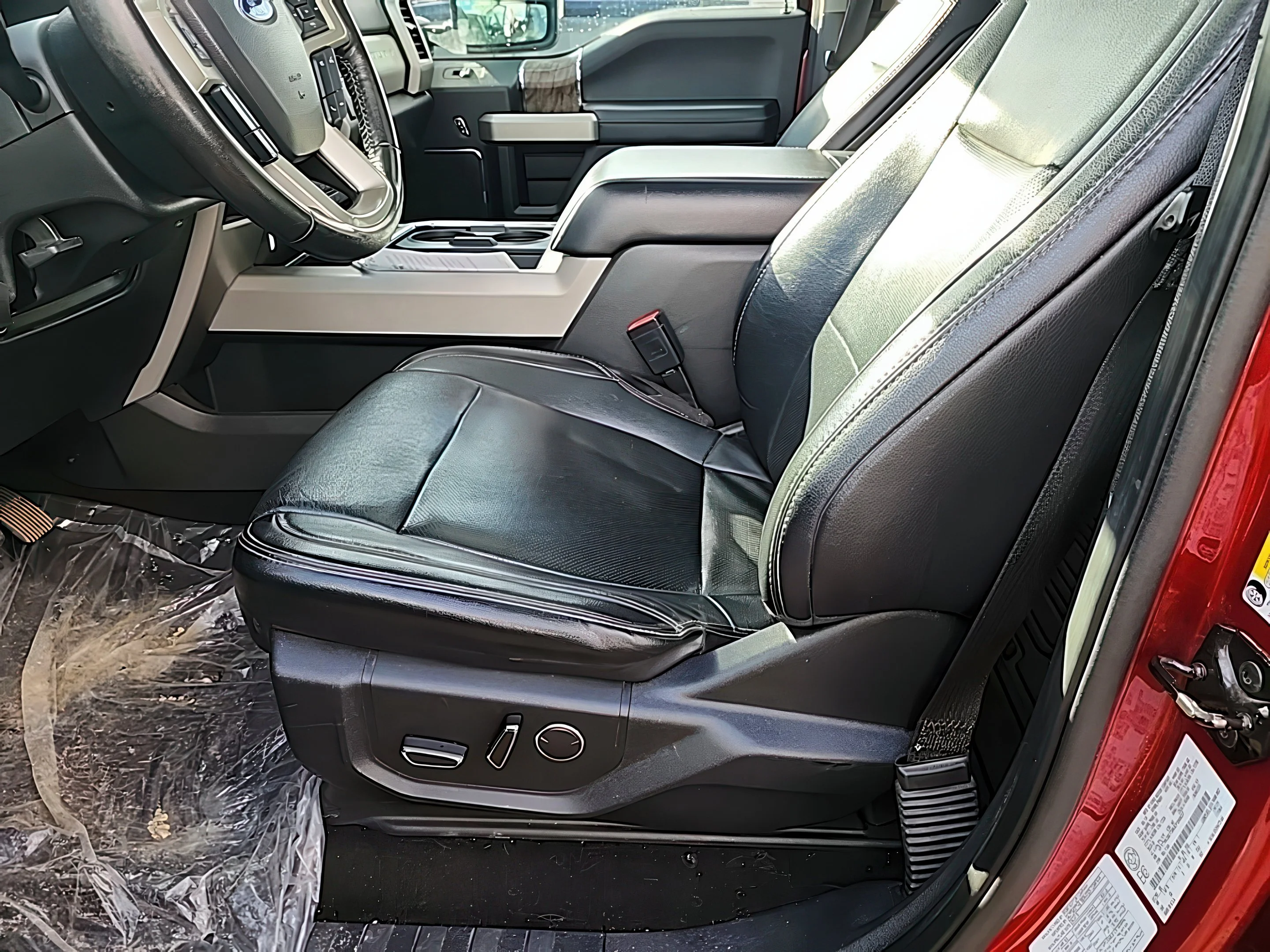 Used 2019 Ruby Red Tinted Clearcoat Ford LARIAT  FX4 image 7