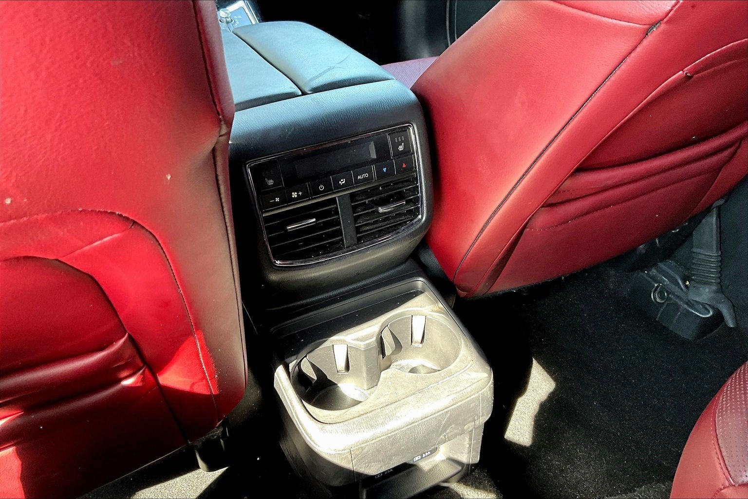 Used 2023 Gray Mazda Carbon Edition image 9