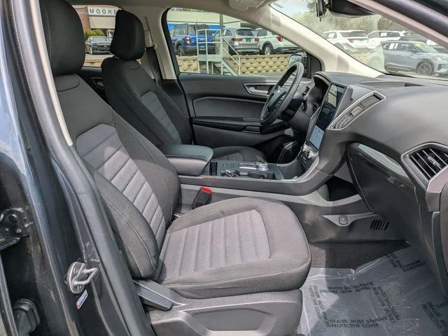 Used 2024 Blue Ford SE image 33