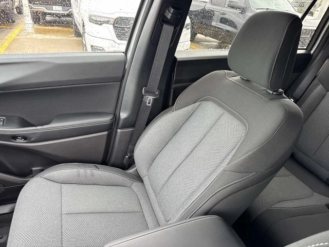 New 2026 Silver Zynith Clear-Coat Exterior Paint Jeep Laredo image 16