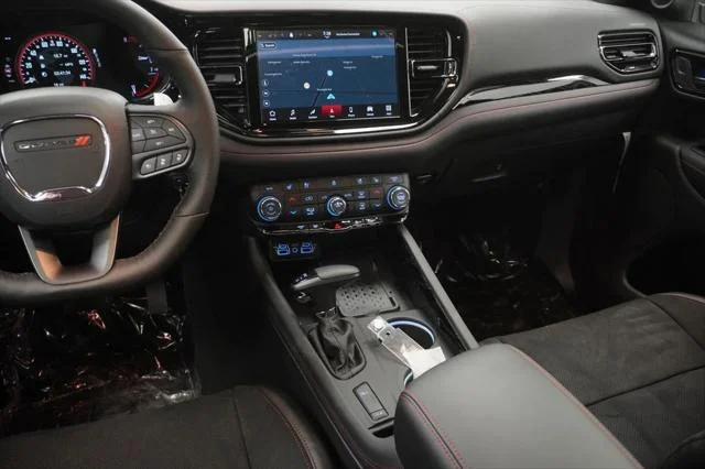 New 2026 Diamond Black Clear-Coat Exterior Paint Dodge GT PLUS image 21