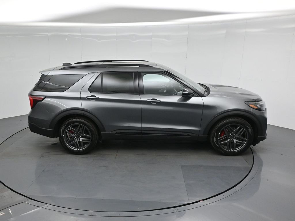 New 2026 Carbonized Gray Metallic Ford ST image 40