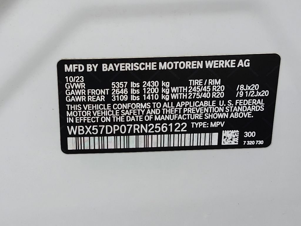 Used 2024 White BMW xDrive30i image 36