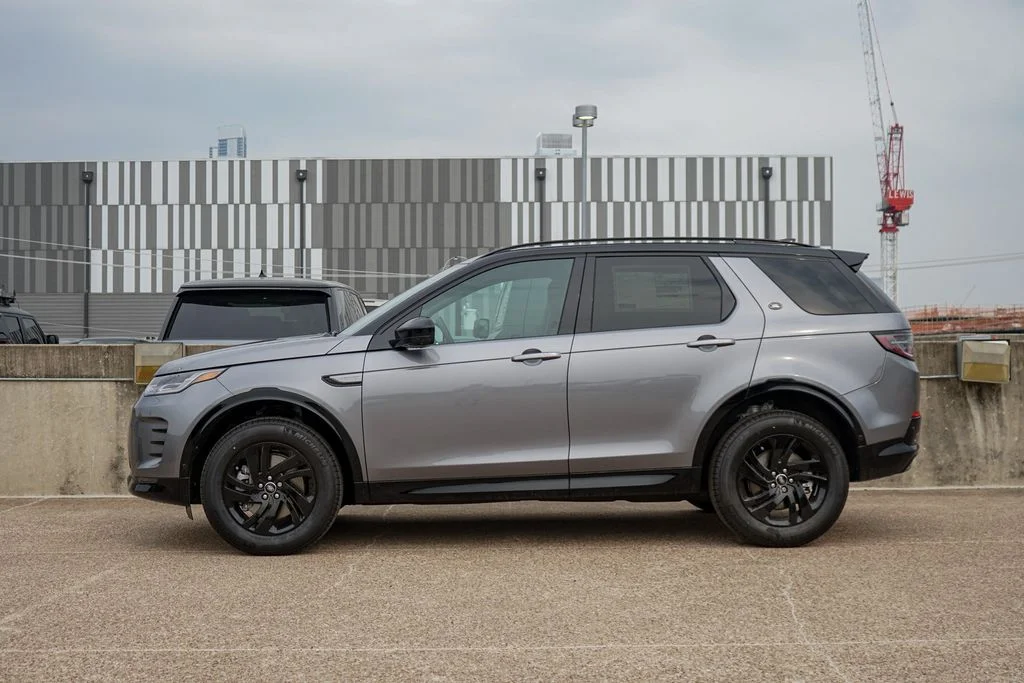 New 2026 Gray Land Rover Landmark image 3