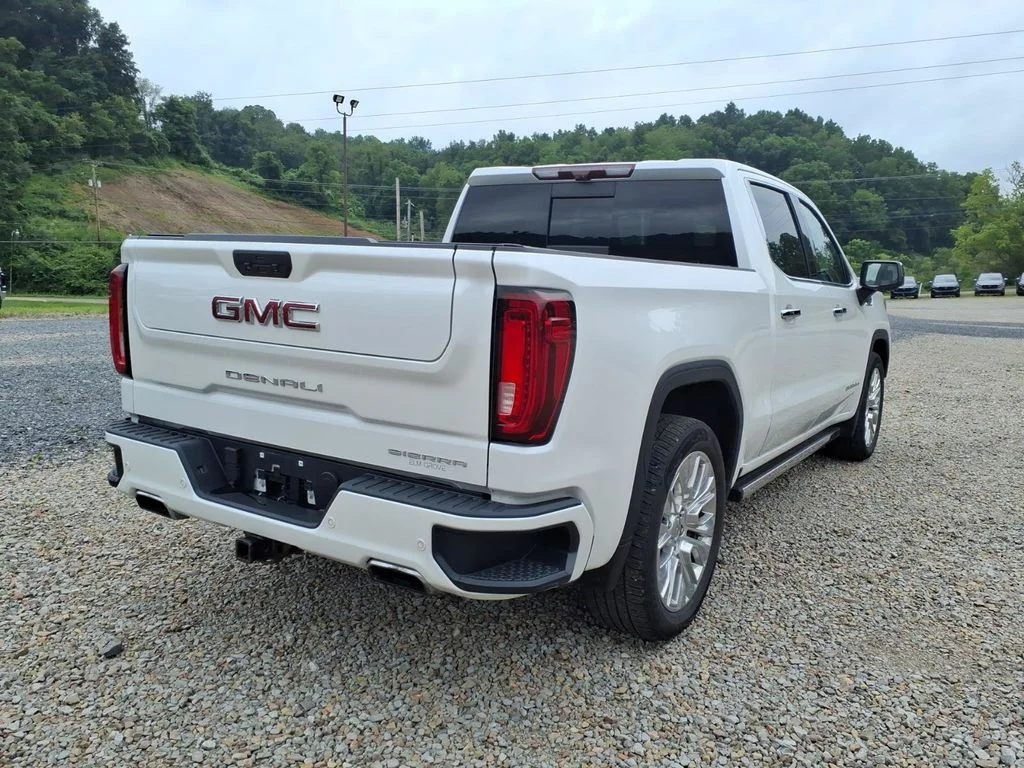 Used 2020 White GMC Denali image 6