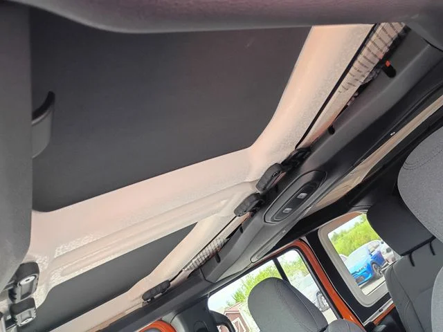New 2026 Joose Exterior Paint Jeep Sport S image 18