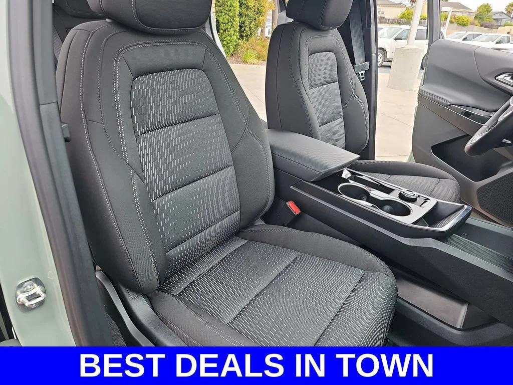 2026 Chevrolet Equinox LT - Photo 10
