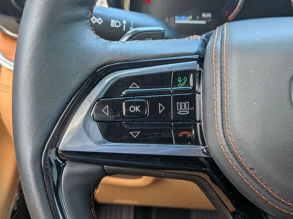 Used 2026 White Jeep Summit image 18