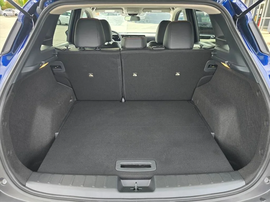 Used 2025 Blue Nissan SR image 26