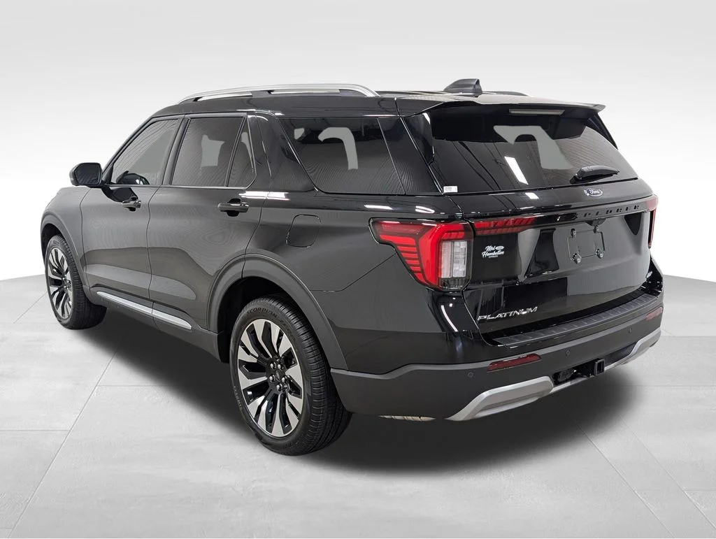 New 2026 Agate Black Metallic Ford Platinum™ image 24