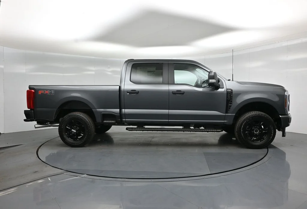 New 2026 Gray Ford XL image 20