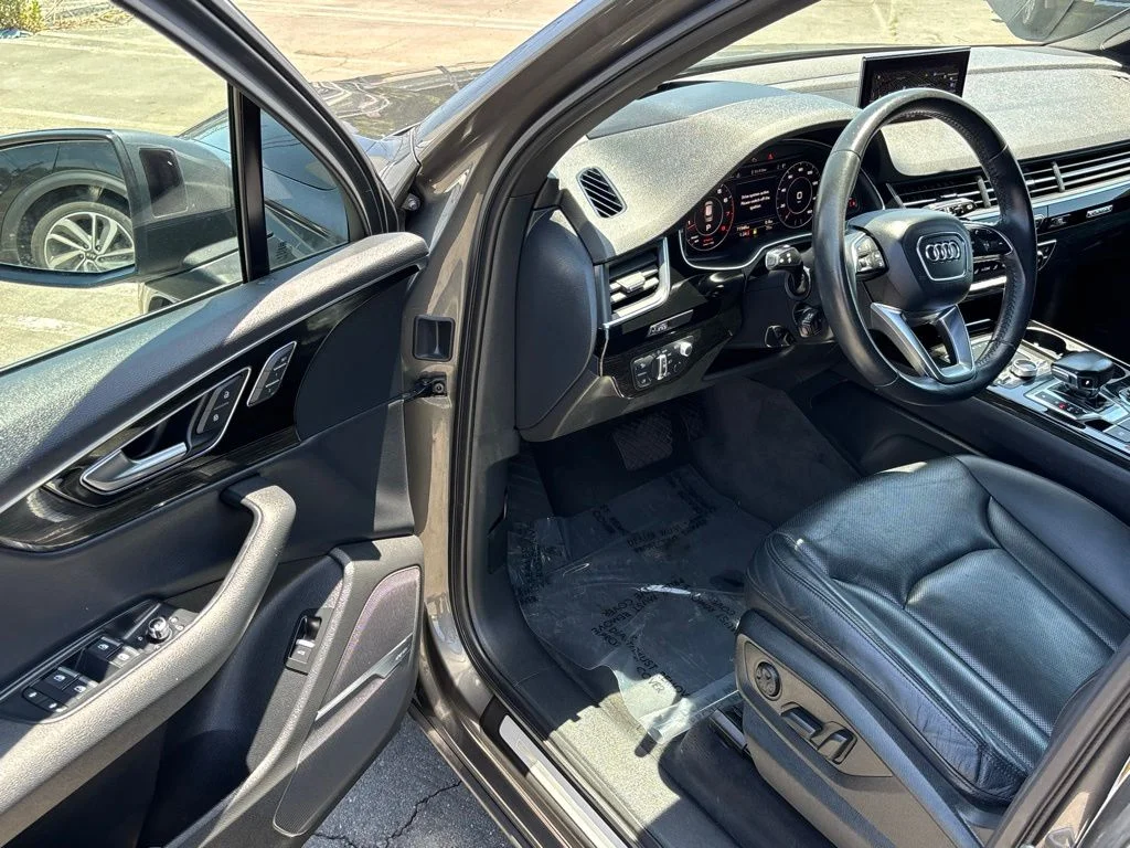 Used 2019 Samurai Gray Metallic Audi quattro Prestige 55 TFSI image 15