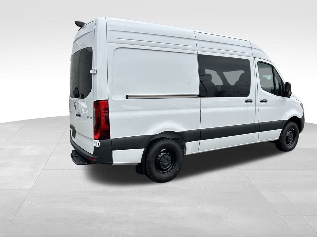 2026 Mercedes-Benz Sprinter Crew Van Base - Photo 5