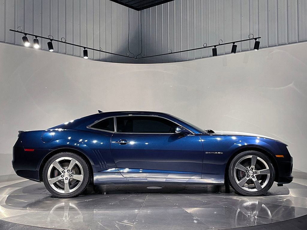 Used 2012 Imperial Blue Metallic Chevrolet 2SS image 5