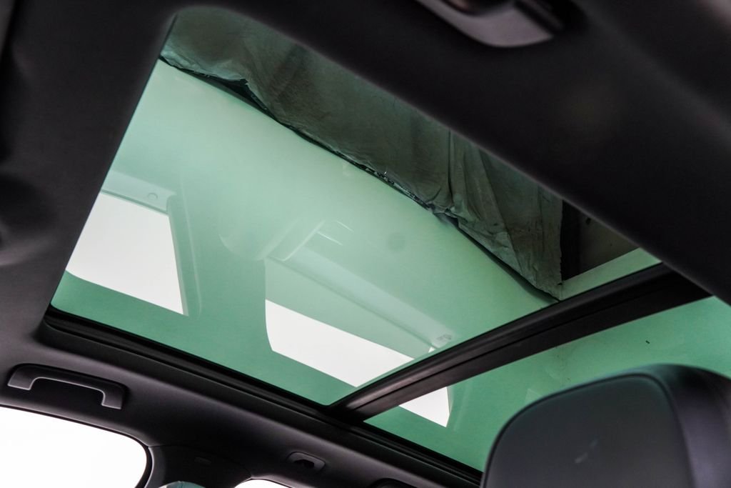 Used 2021 Black Porsche Base image 19