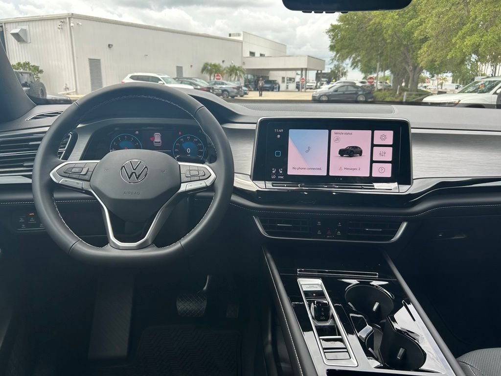 New 2026 White/off-white Volkswagen 2.0T SE w/Technology image 52