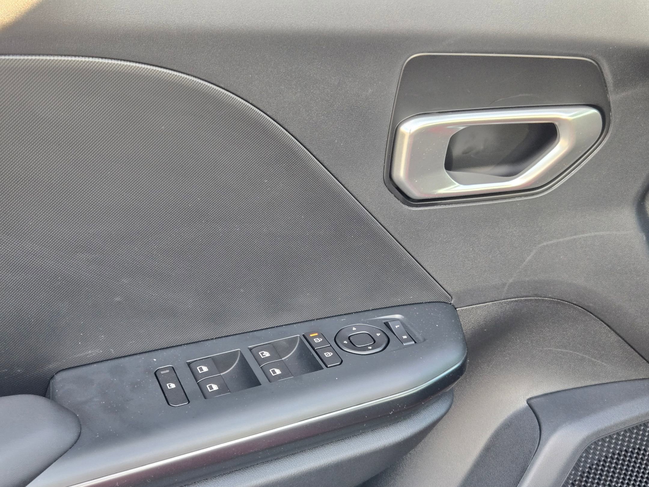 New 2026 Currant Red Kia LXS image 20