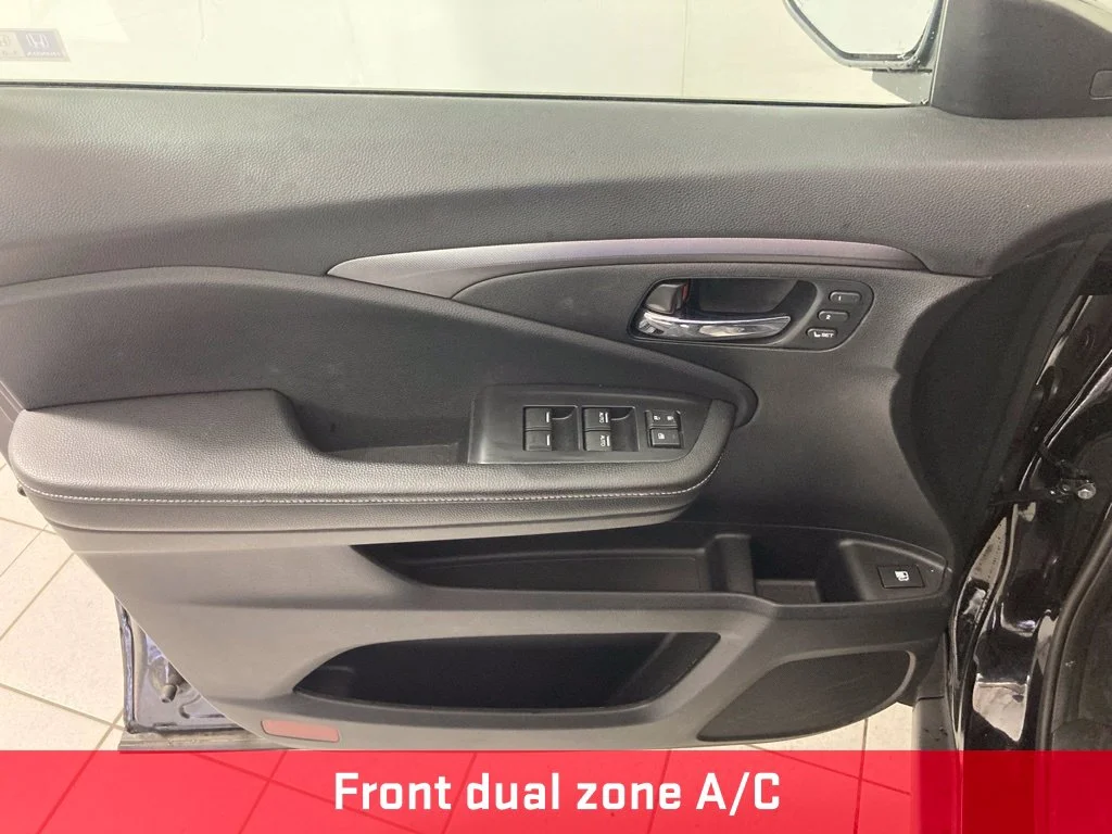 Used 2025  Honda RTL image 12