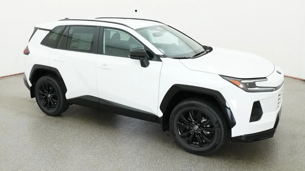 New 2026 Ice Cap Toyota SE image 16