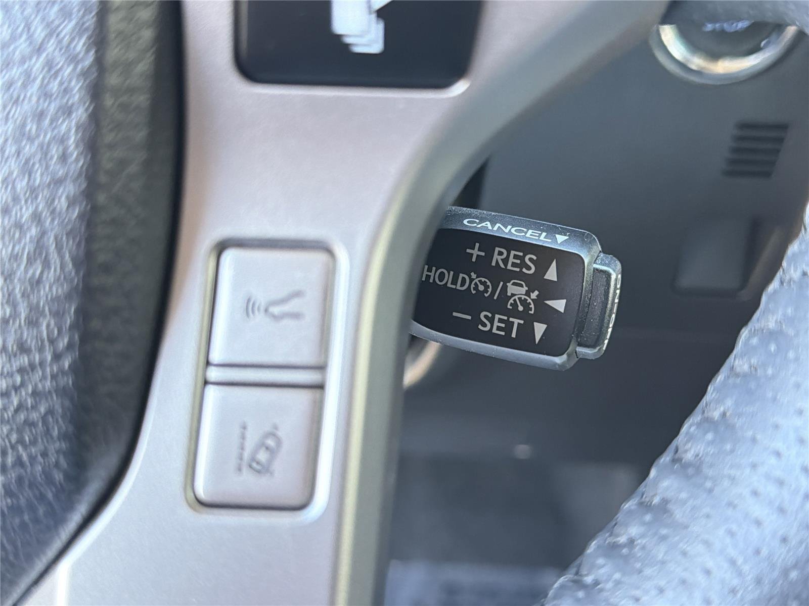 2022 Toyota 4Runner Limited - Photo 13