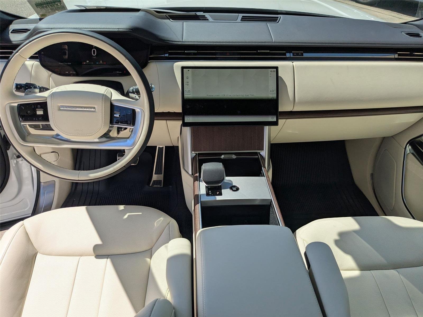 New 2026 Icy White Land Rover SE image 26