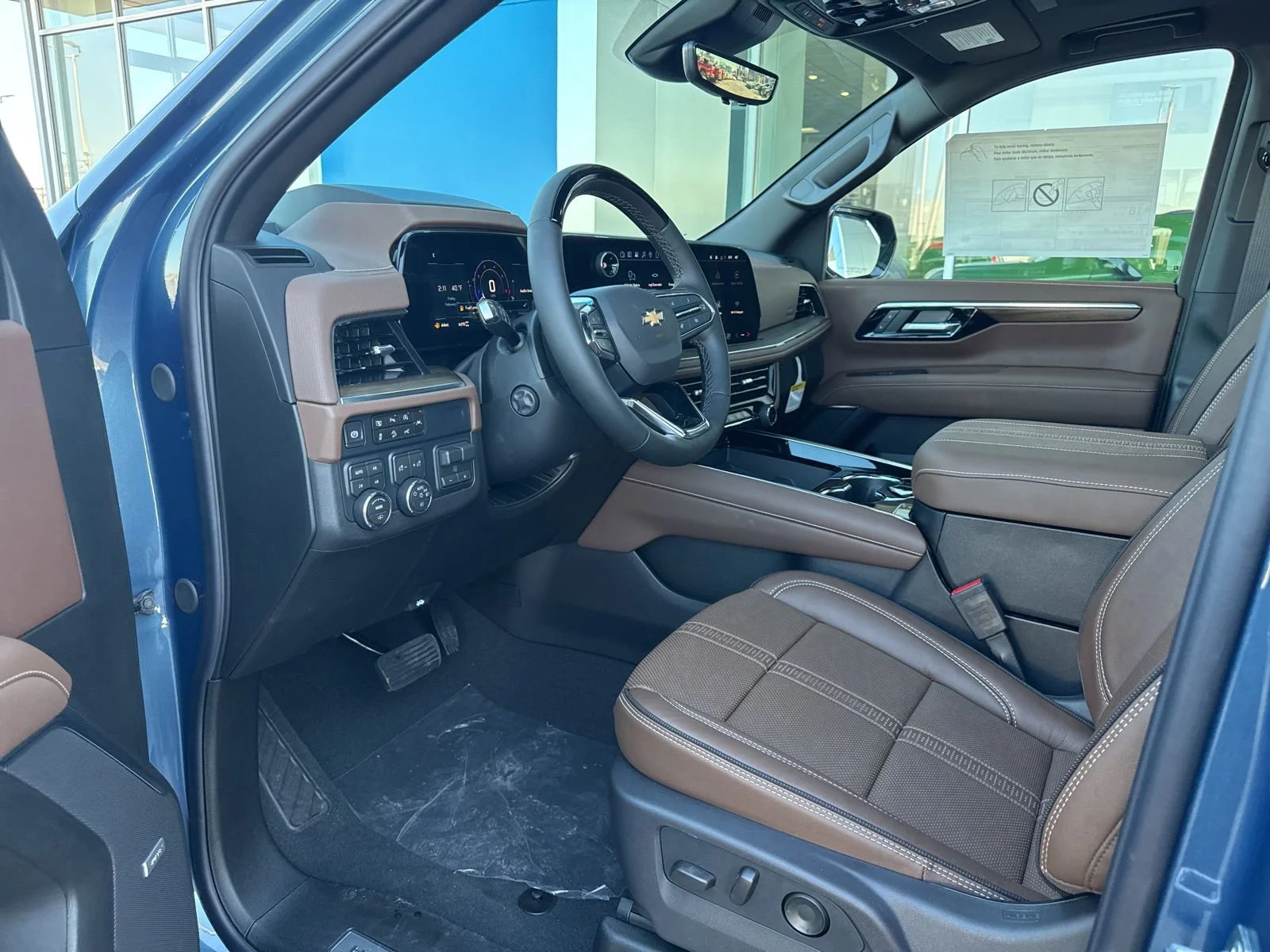 2026 Chevrolet Suburban High Country - Photo 18